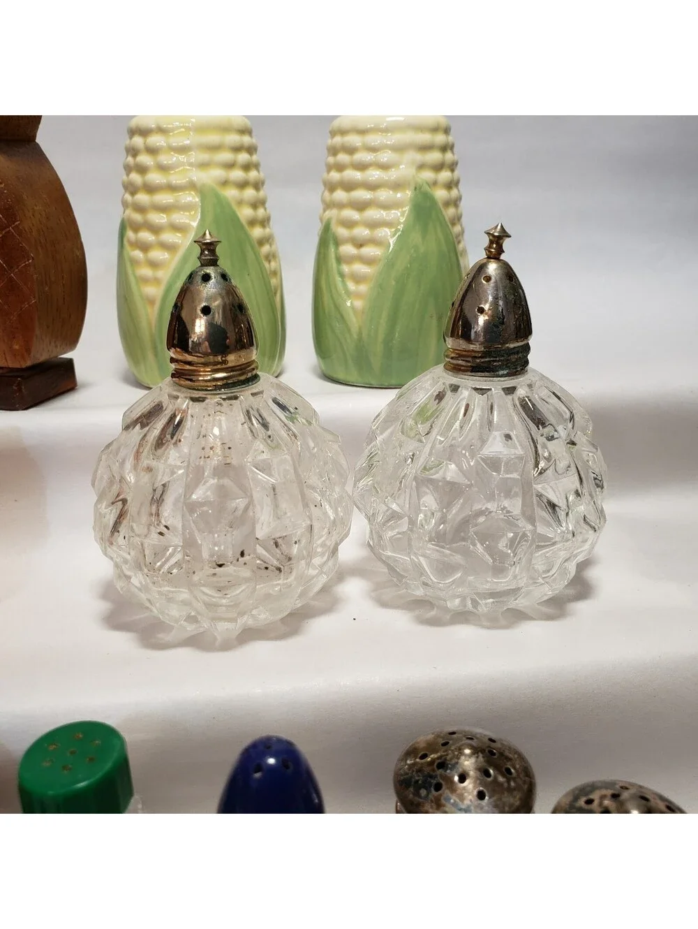 Vintage to New Salt & Pepper Lot 6 Pairs Kitsch Corn Cobs, Wood Acorns Glass